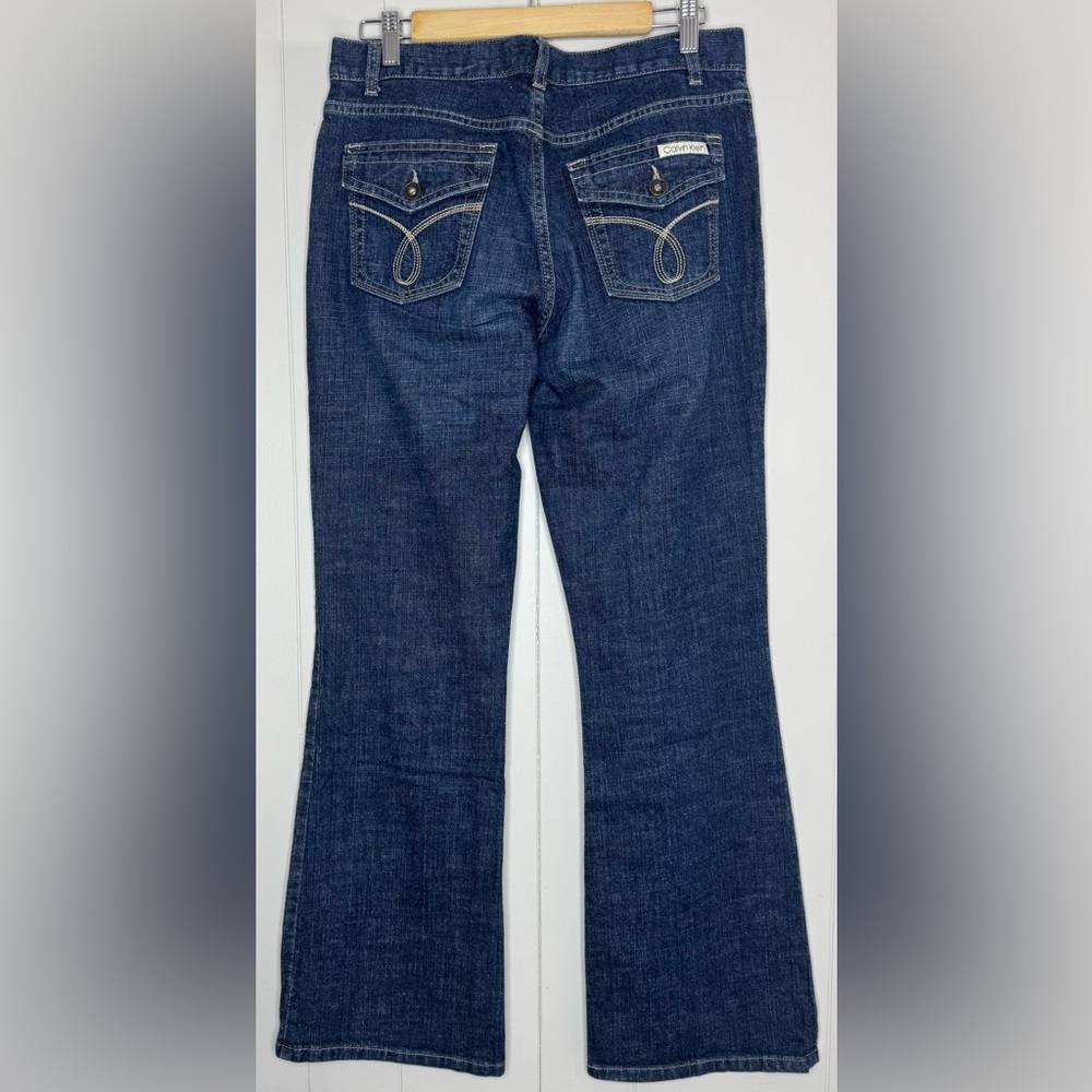 Calvin Klein Double Stone Wash Flare Jeans Women’s Size 10 - Picture 2 of 11